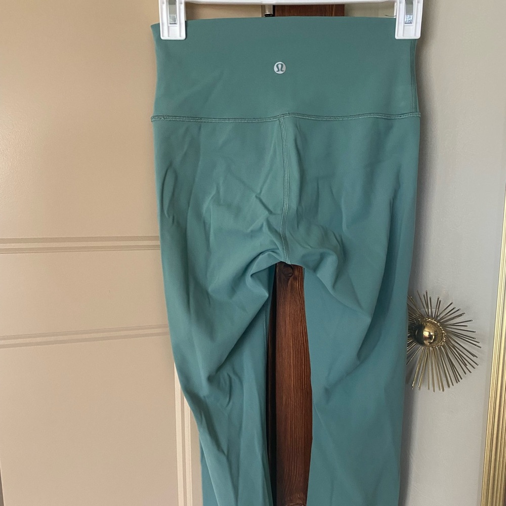 Lululemon 3/4 Align Pants
